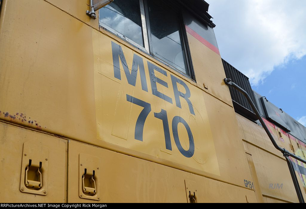 MER 710 Cab Details